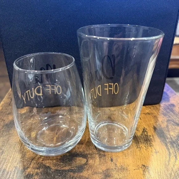 Mom and Dad Off Duty Glass Set Wine & Beer Perfect Gift! - Picture 5 of 5